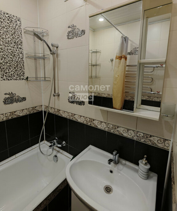 квартира г Омск ул 28-я Северная 24 фото 20