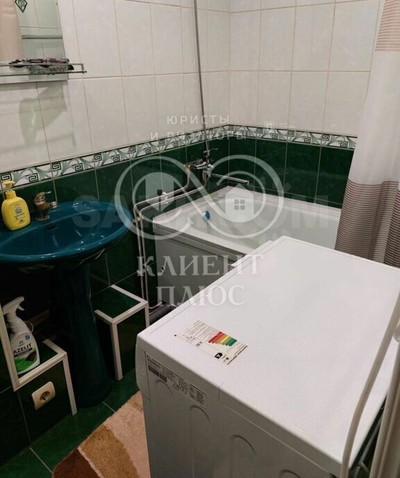 квартира г Южно-Сахалинск ул Железнодорожная 18а фото 2