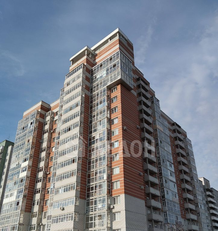 квартира г Омск ул Богдана Хмельницкого 38/2 фото 1