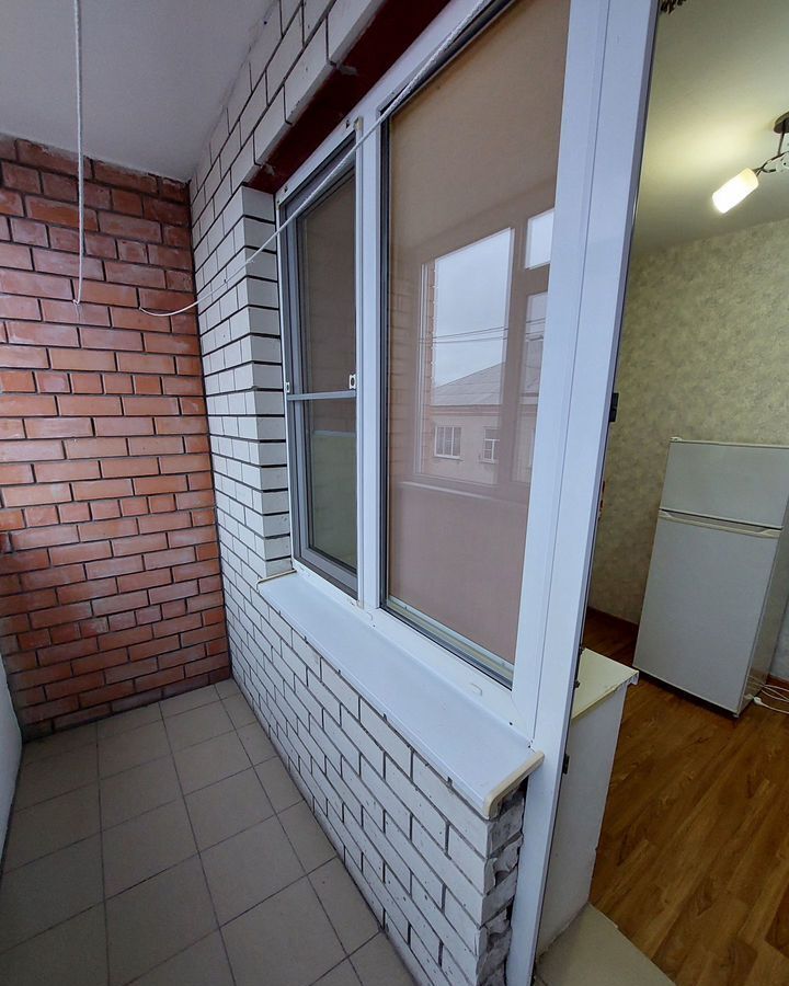 квартира р-н Ейский г Ейск ул Октябрьская 3 фото 2