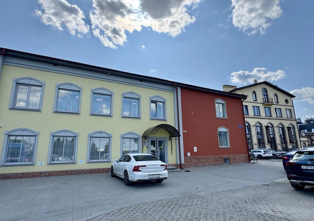 офис г Тюмень р-н Центральный ул Дзержинского 6 фото 1