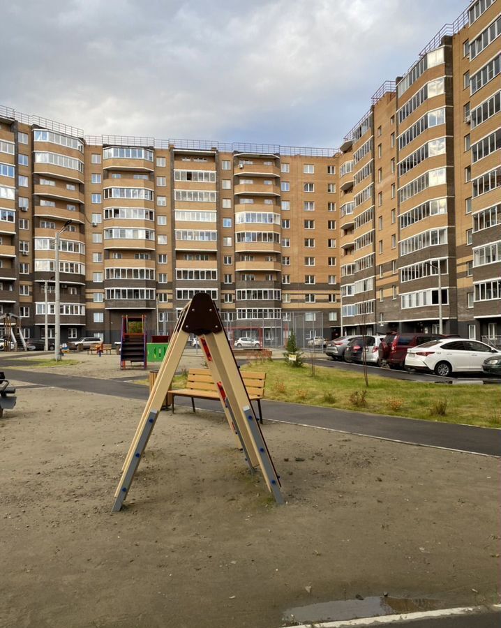 квартира г Красноярск р-н Советский ул Шахтеров 8 фото 2