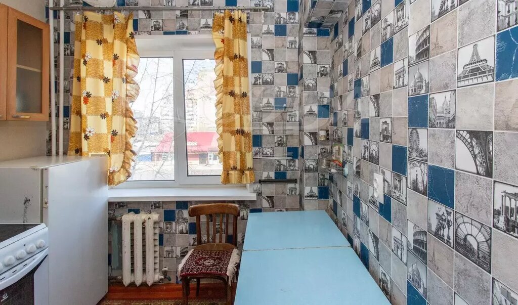 квартира г Тобольск мкр 4 1 фото 4