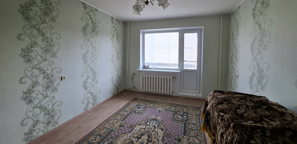 квартира г Саратов р-н Волжский ул им братьев Никитиных 8д фото 1