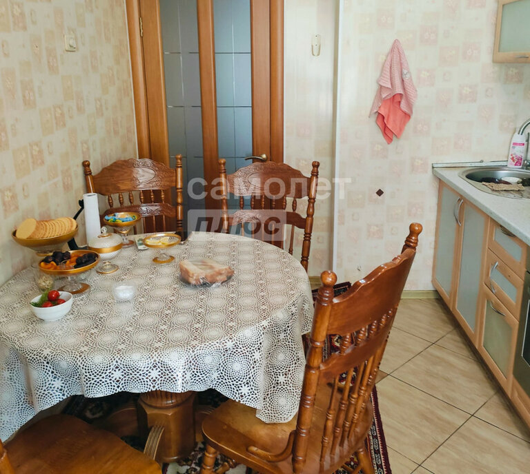 квартира г Астрахань ул 2-я Зеленгинская 1 фото 6