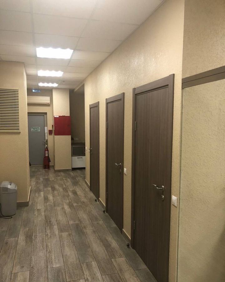 офис г Волгоград р-н Краснооктябрьский пр-кт им. В.И. Ленина 94а фото 21