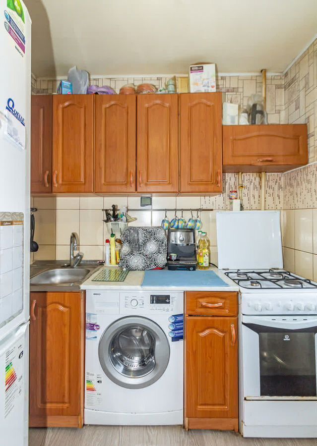 квартира г Омск р-н Центральный ул 21-я Амурская 30 фото 1