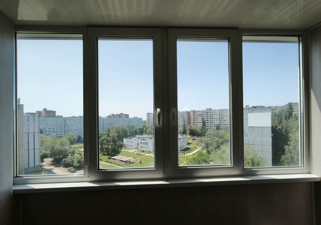 квартира г Тольятти р-н Автозаводский ул Автостроителей 98 фото 4