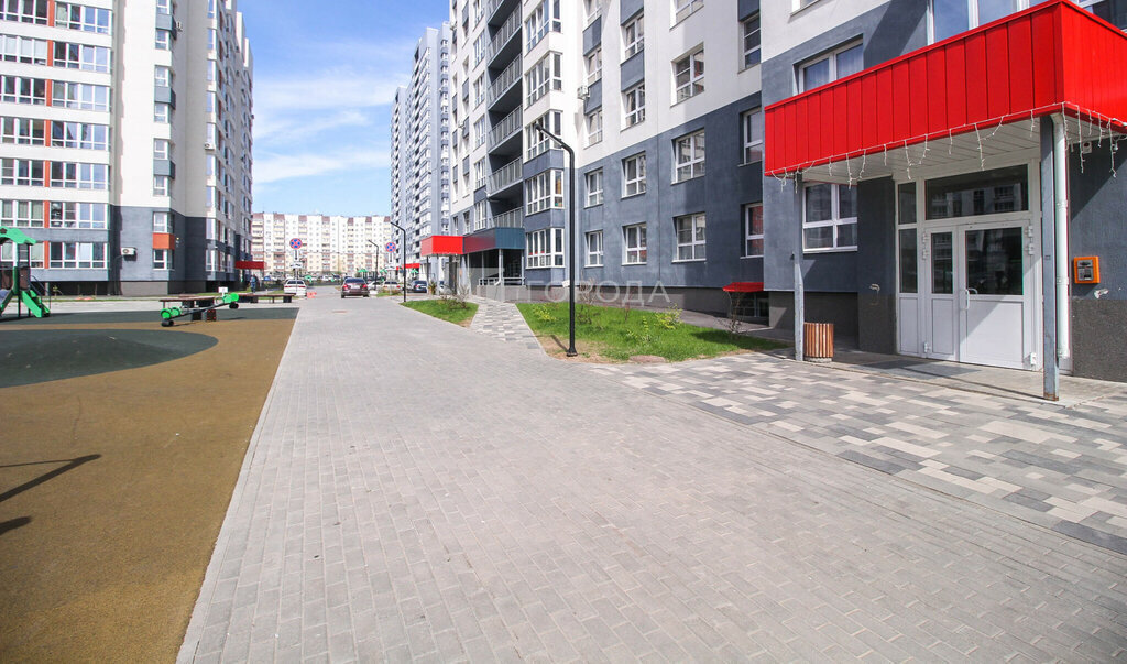 квартира г Барнаул ул Солнечная Поляна 94к/2 фото 28