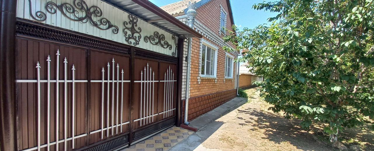 дом р-н Благодарненский г Благодарный пер 9 Января 16 фото 2