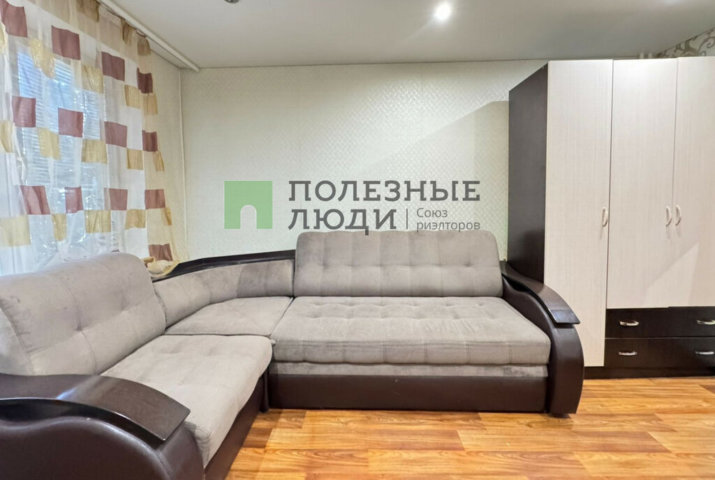квартира г Астрахань мкр им Бабаевского ул Аксакова 8 фото 2