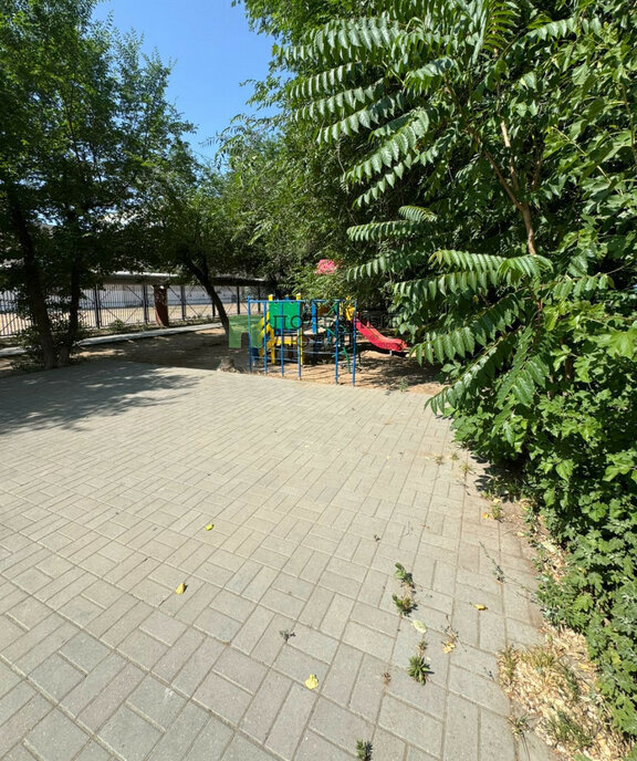 квартира г Астрахань ул Михаила Луконина 4 фото 26