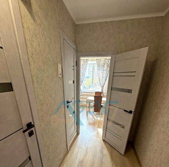 квартира г Белгород Западный ул Щорса 55а фото 11