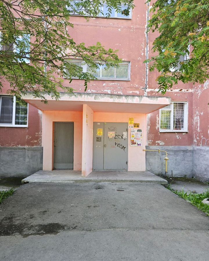 квартира г Асбест ул им А.П.Ладыженского 30 Асбестовский г. о. фото 2