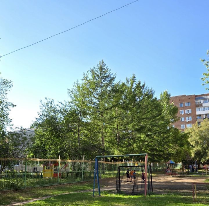 квартира г Омск р-н Кировский ул Дианова 26 фото 17