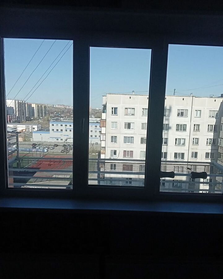 комната г Челябинск р-н Калининский ул Молодогвардейцев 45 фото 8