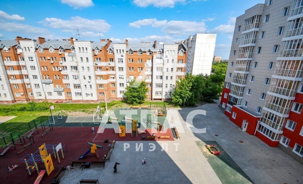 квартира г Омск р-н Кировский ул Дианова 34 фото 17