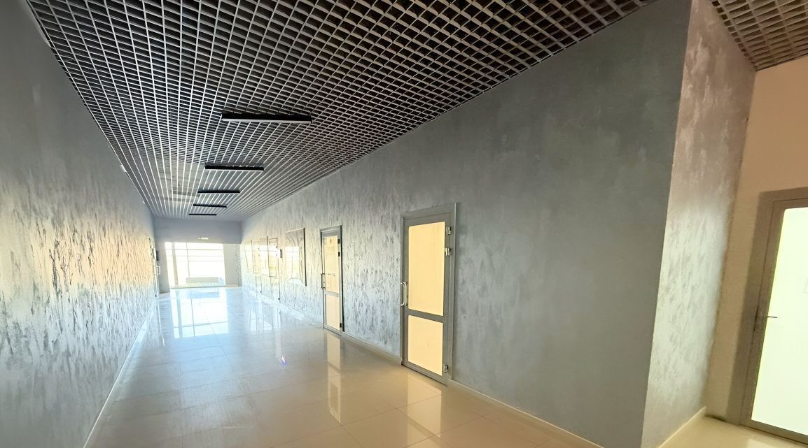 офис г Омск р-н Кировский ул Дианова 15а фото 7