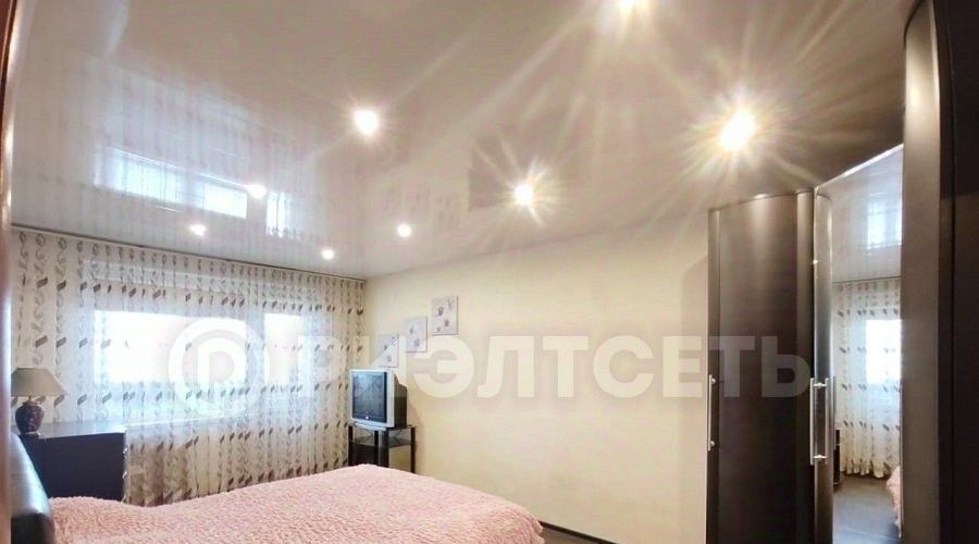 квартира г Мурманск р-н Ленинский ул Адмирала флота Лобова 5 фото 2