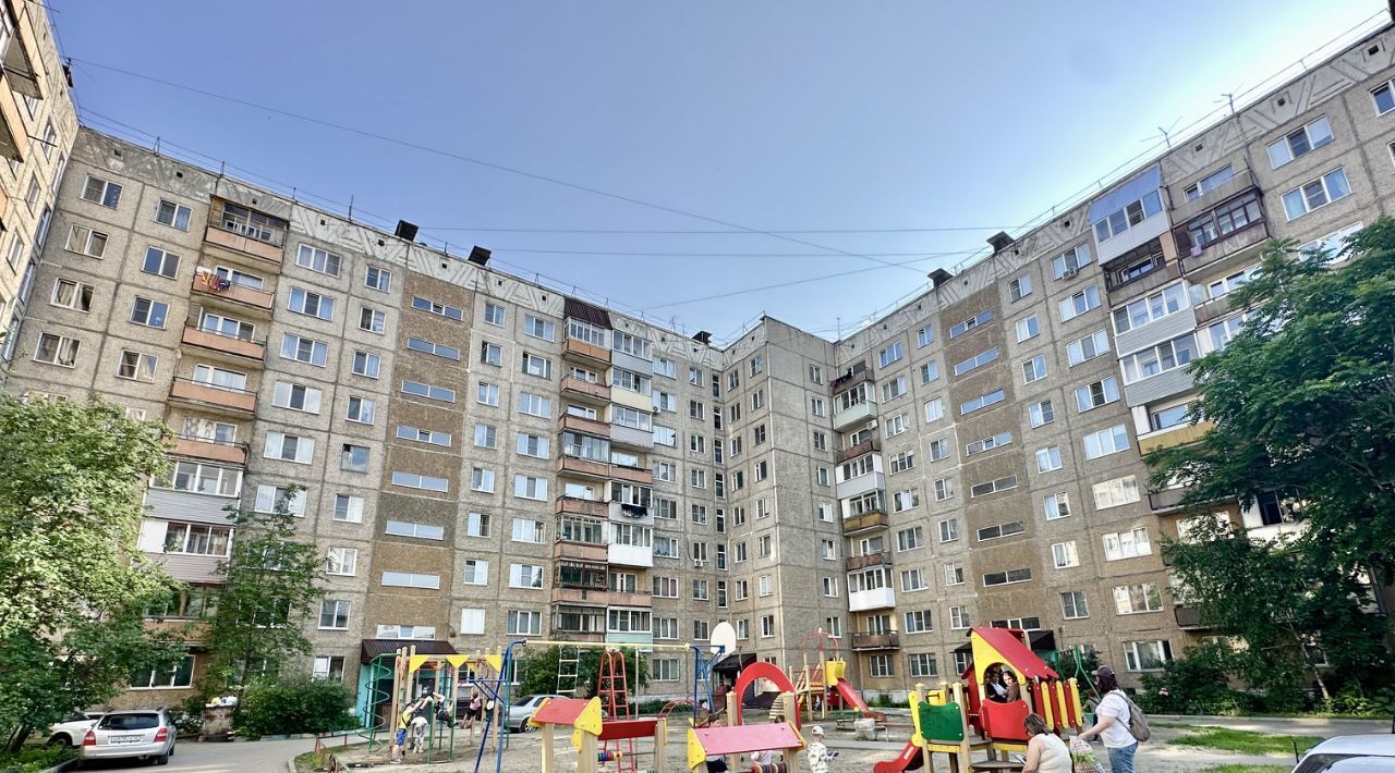 квартира г Барнаул р-н Октябрьский ул Чудненко 83 фото 13