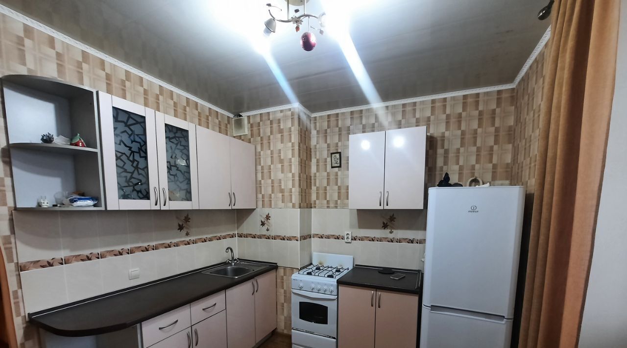квартира г Волгоград р-н Дзержинский мкр Жилгородок ул Танкистов 9 фото 1