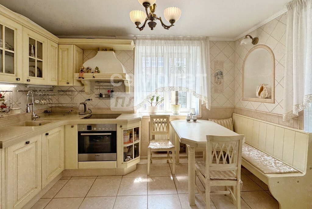 квартира г Киров р-н Первомайский ул Володарского 119 фото 1