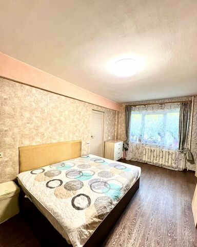р-н Микрорайоны, 8-й мкр-н, 15, Ангарск фото