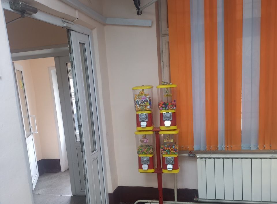 торговое помещение г Красноярск р-н Ленинский ул Борисевича 8 фото 8