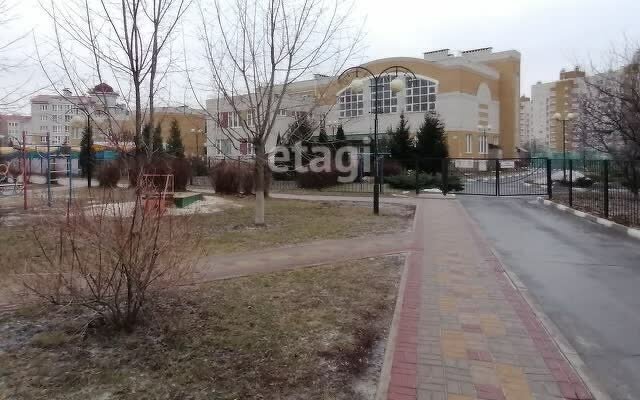 квартира г Белгород ул Макаренко 22 фото 22