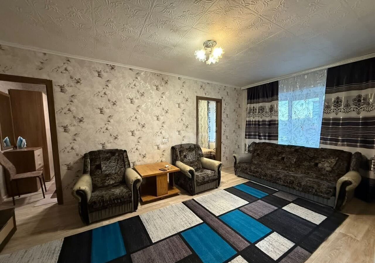 квартира г Ачинск 4-й мкр-н, 8 фото 3