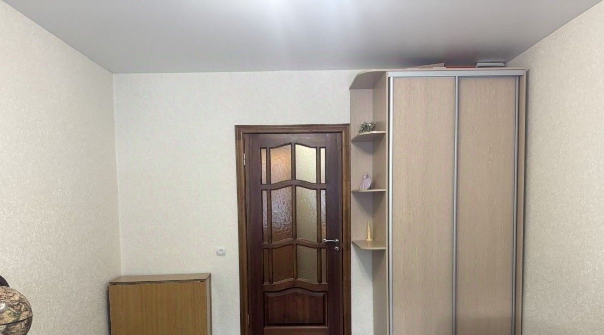 квартира г Волгоград р-н Кировский ул им. Одоевского 52 фото 3