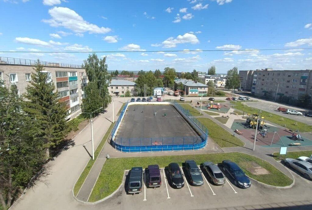 квартира р-н Бирский г Бирск ул 8 Марта 38 фото 3