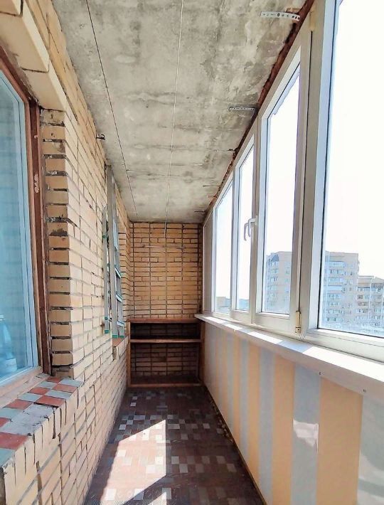 квартира г Тольятти р-н Автозаводский ул Революционная 16 фото 17