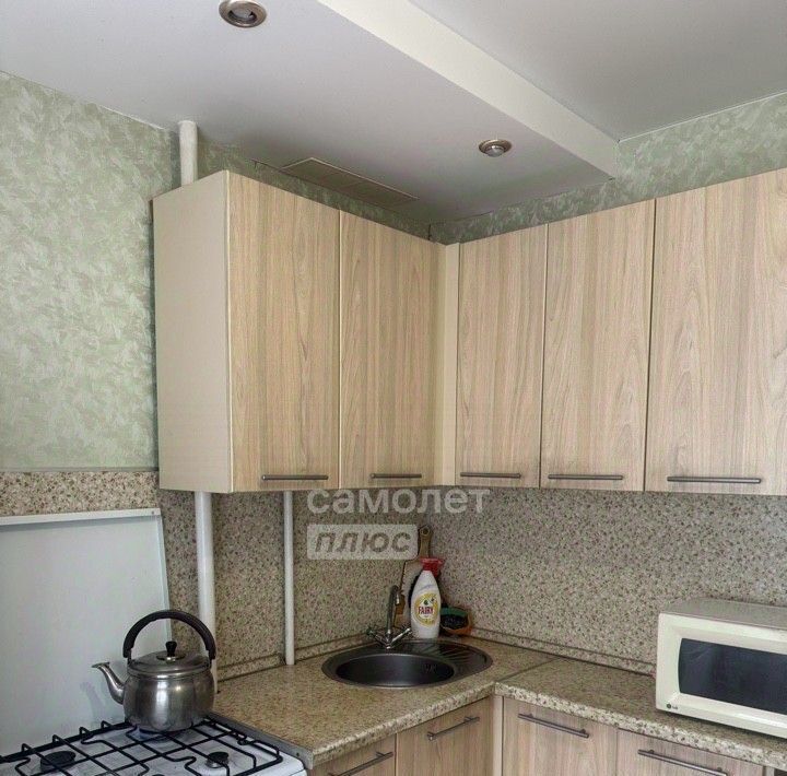 квартира г Волгоград р-н Кировский ул им. Козака 13 фото 1