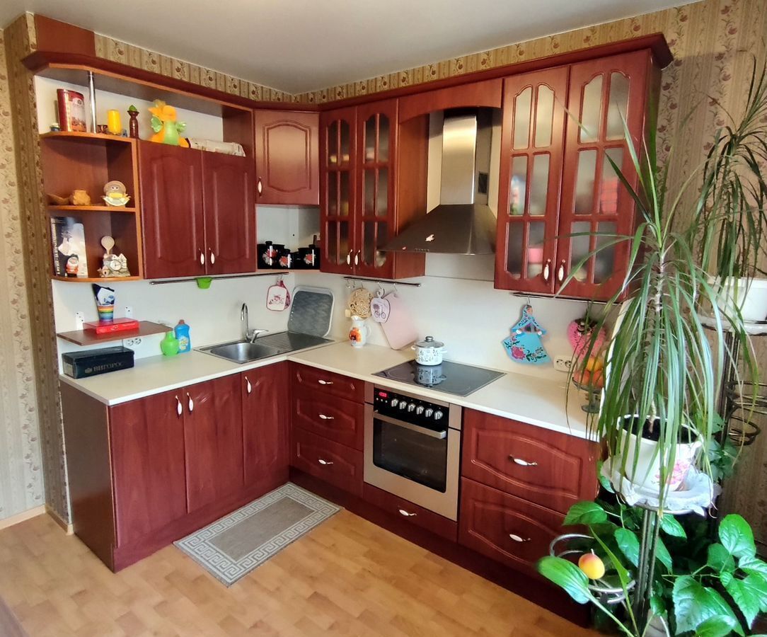 квартира г Петрозаводск р-н Голиковка ул Лизы Чайкиной 14к/1 фото 2