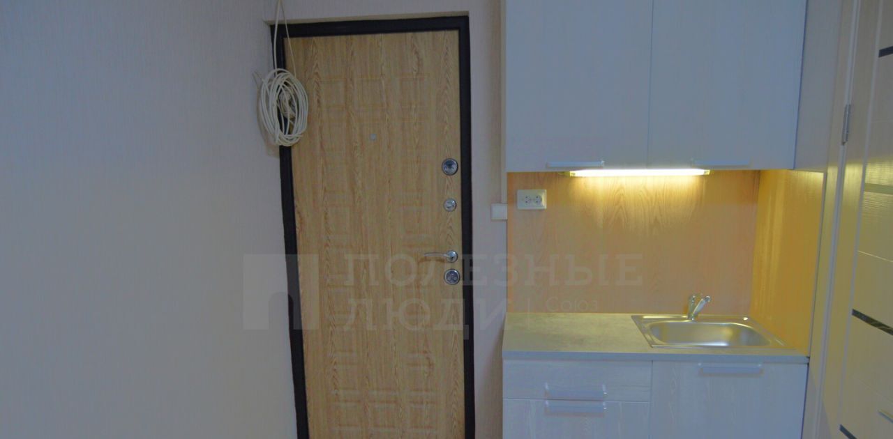 комната г Великий Новгород ул Саши Устинова 7 фото 1