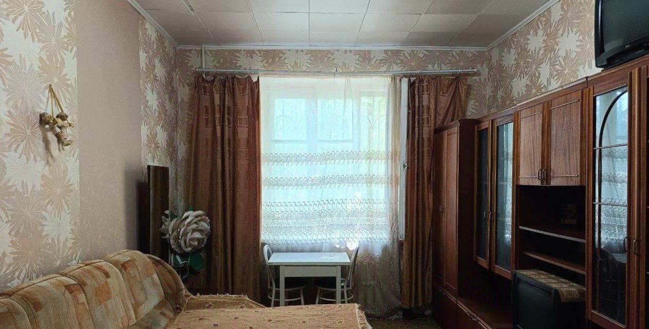 квартира г Волгоград р-н Краснооктябрьский пр-кт Металлургов 22 фото 3