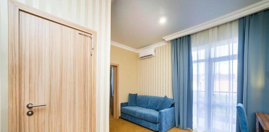 комната г Геленджик ул Октябрьская 20 Центр фото 3