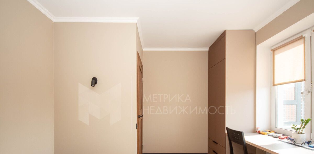 квартира г Тюмень р-н Центральный ул. Ю. -Р. Г. Эрвье, 30к 4 фото 4