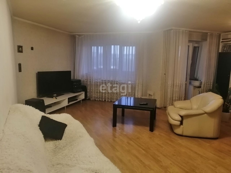 квартира г Брянск рп Радица-Крыловка Бежицкий район мкр Московский 44 фото 2