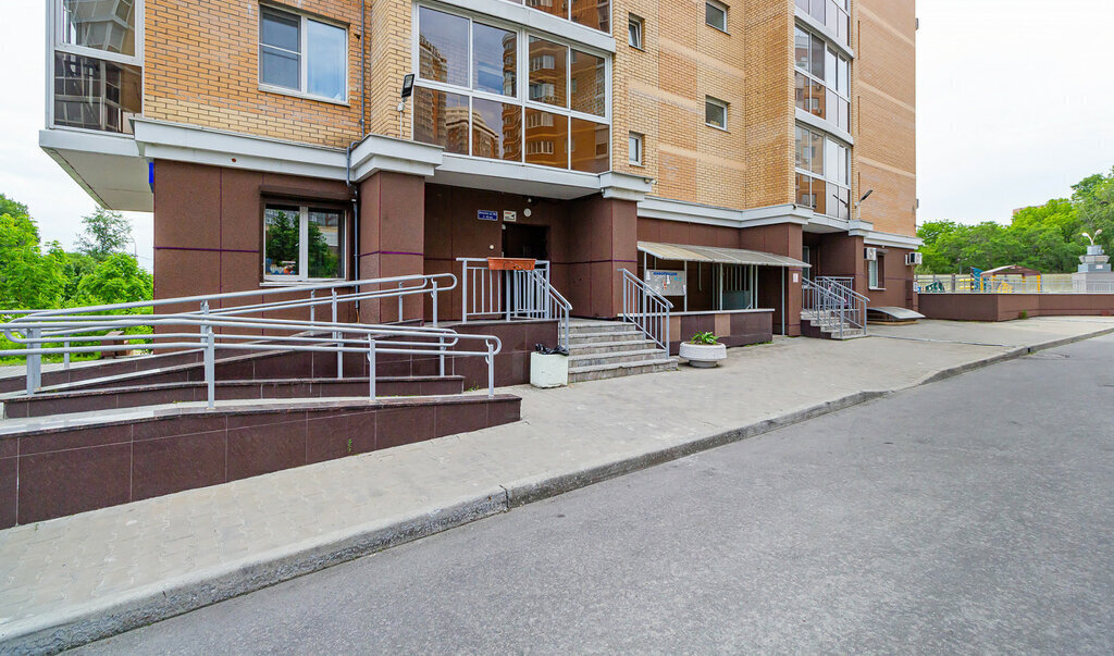 квартира г Хабаровск ул Шеронова 2/1 фото 20