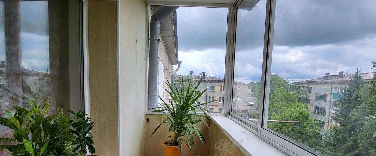 квартира г Биробиджан ул Набережная 18б фото 9