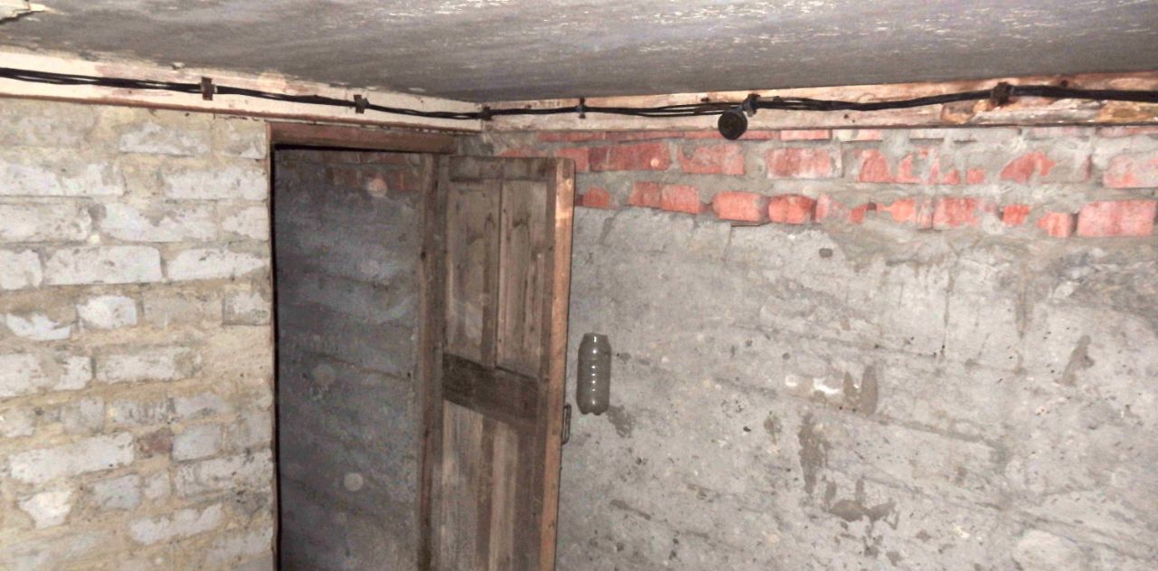 гараж г Саратов р-н Ленинский ул им Шехурдина А.П. 39а фото 8