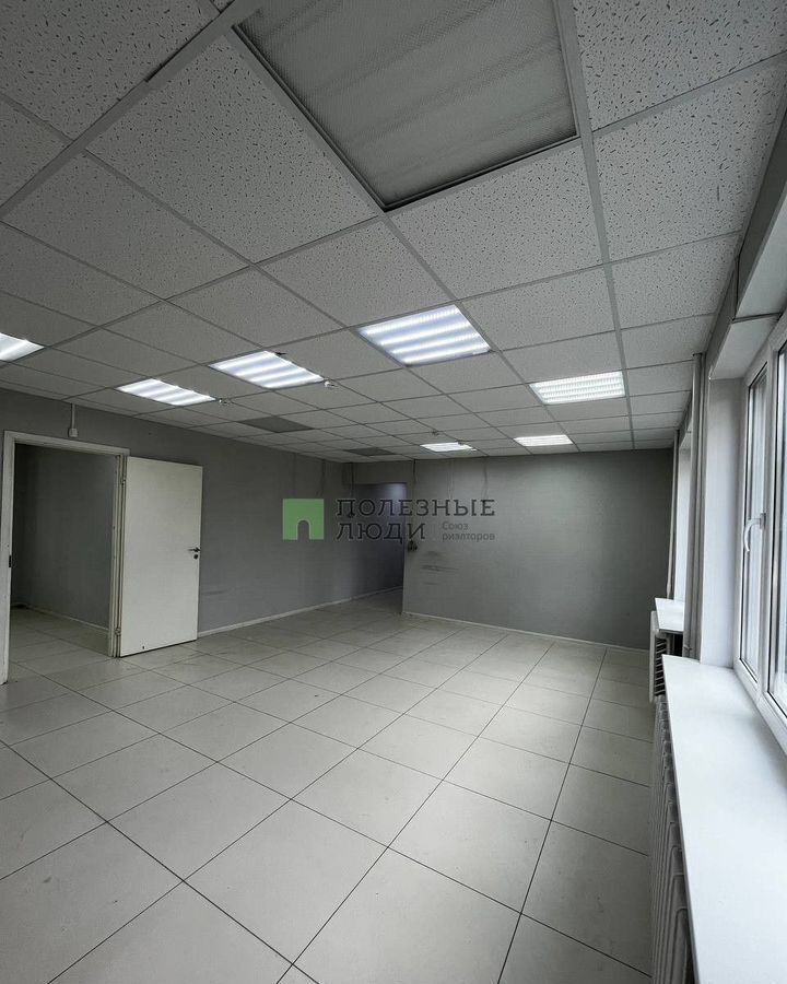 торговое помещение г Ижевск р-н Устиновский ул им Сабурова А.Н. 45 фото 7
