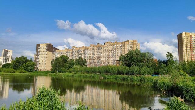 пр-кт Октябрьский 10а фото