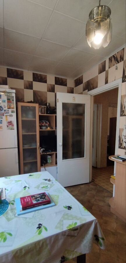 квартира г Сарапул Северный район ул Балканская 1а фото 15