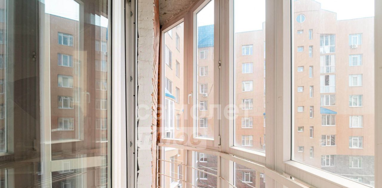 квартира г Омск р-н Кировский пр-кт Комарова 17к/1 фото 16