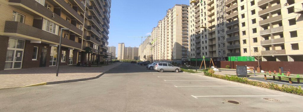 квартира г Краснодар ул им. лётчика Позднякова 2к/13 фото 12