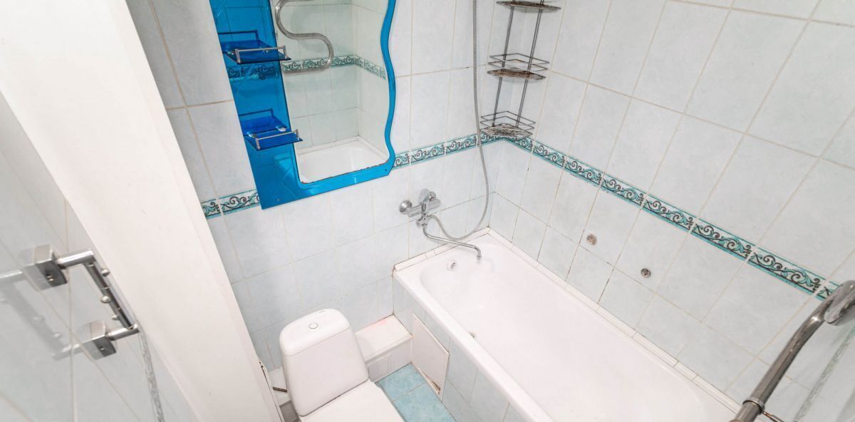 квартира г Омск р-н Центральный ул 20-я Линия 55а фото 16