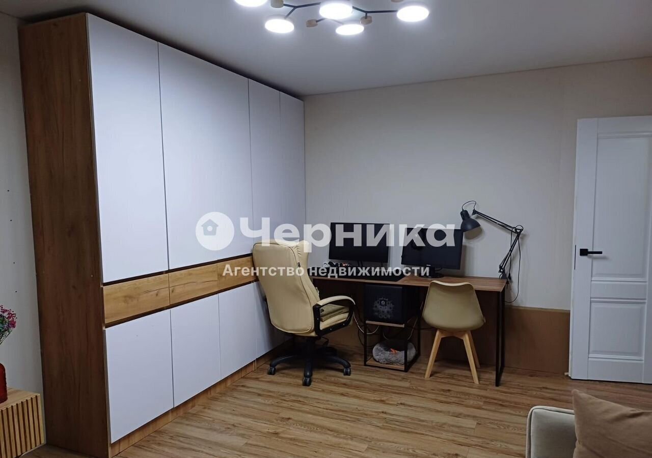 квартира г Каменск-Шахтинский мкр Лиховской ул Гагарина 12а фото 6